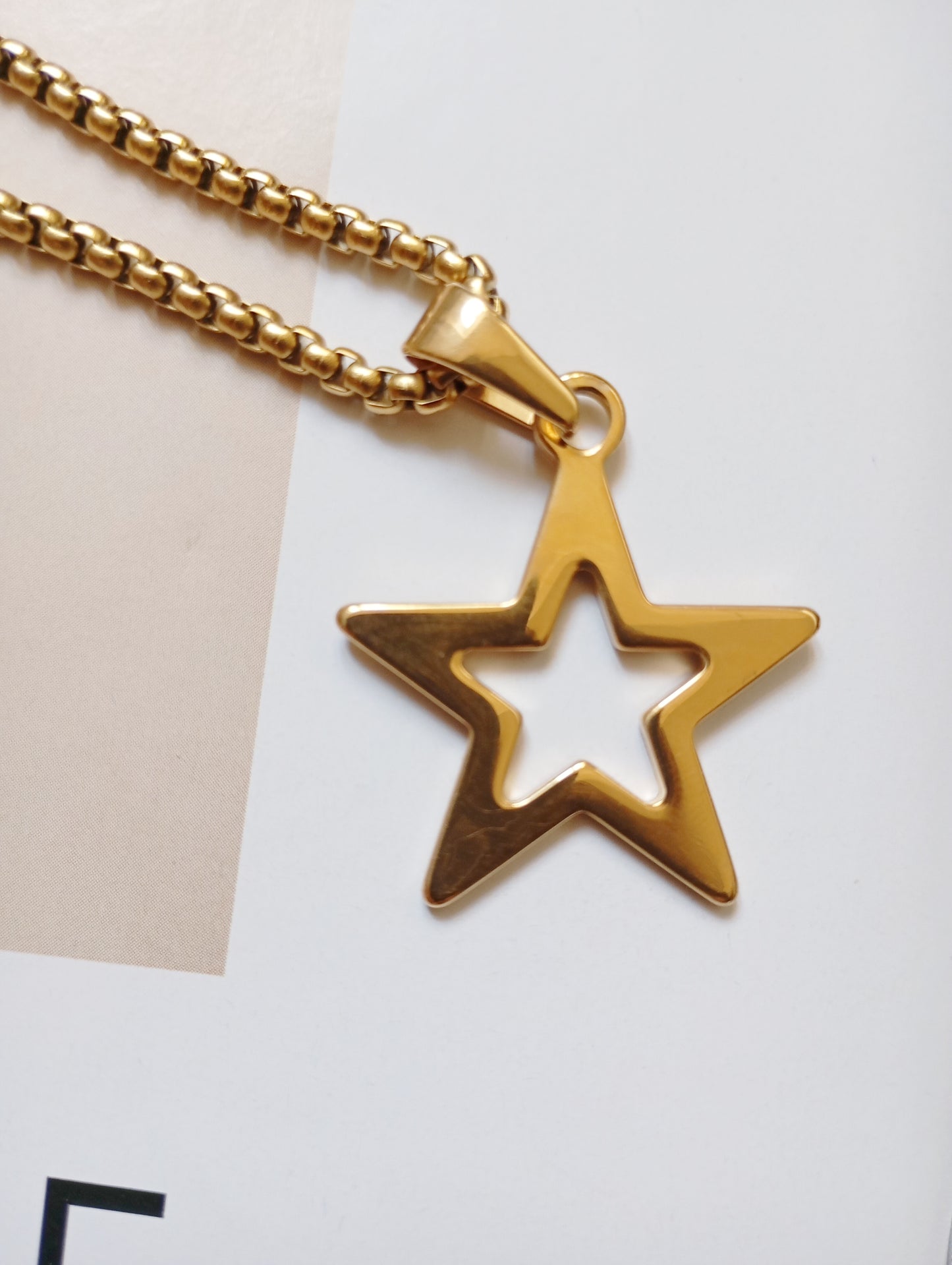 Collana Star