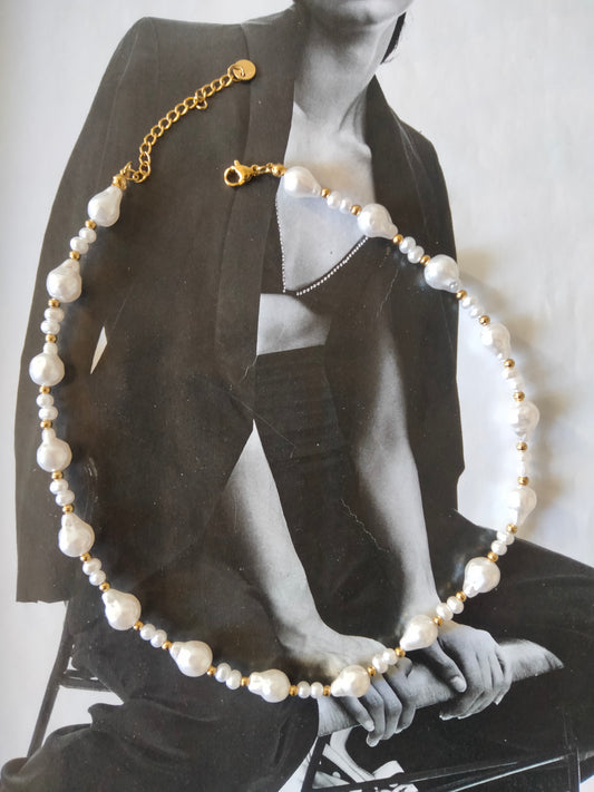 Collana Asia